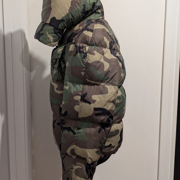 Canada Goose Inspired Kids Green Camouflage Puffer Jacket - Picture 2 of 7